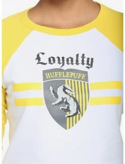 HUNIVERS Harry Potter Hufflepuff Varsity Crop Raglan T-Shirt -HER SHOP unnamed file 147