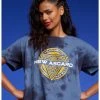 HUNIVERS Her Universe Marvel Thor: Love And Thunder New Asgard Blue Wash Crop T-Shirt